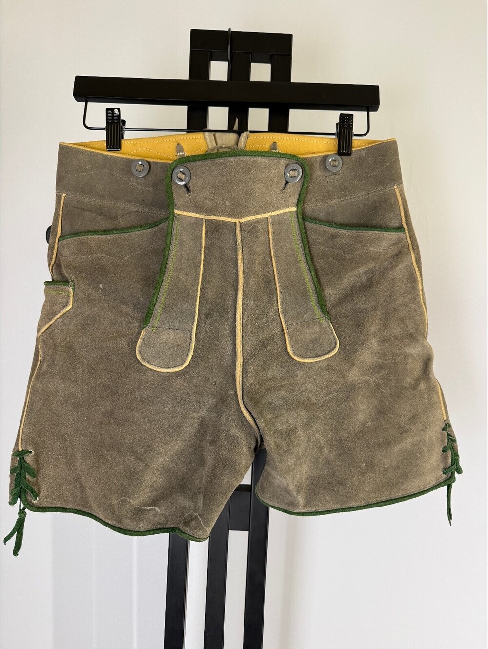 Vintage German Lederhosen Shorts Mens 32 Gray Suede Green Trim Bavarian Trachten